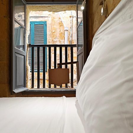 בירגו Travelers Stay מראה חיצוני תמונה