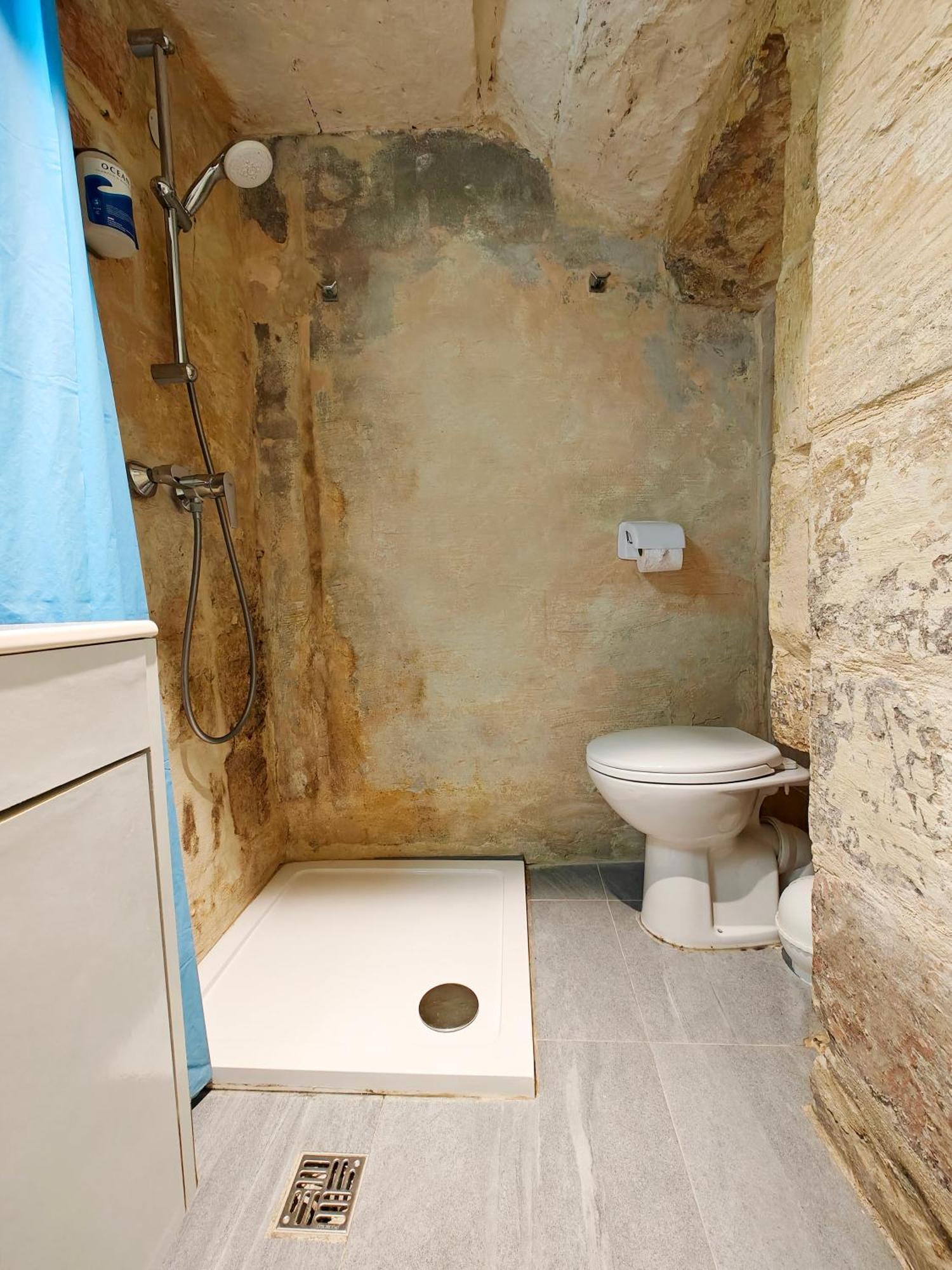 בירגו Travelers Stay מראה חיצוני תמונה